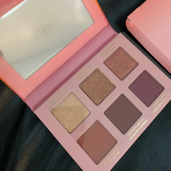 NWT⭐ Warm hues eye shadows - Picture 3 of 3